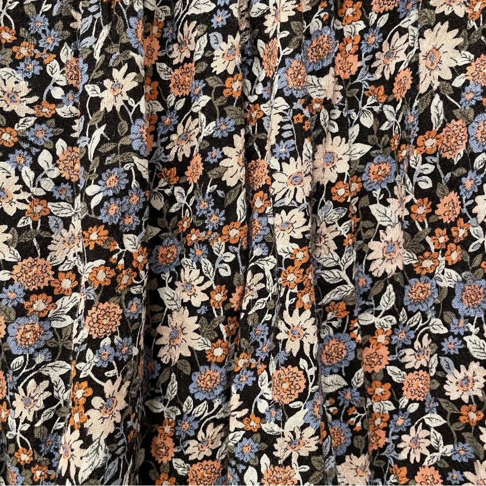American Eagle Outfitters Floral Cropped Shirt - Picture 13 of 16